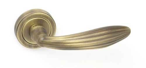 Ручки на розеті TUPAI Sofia 1917 (806-1966) бронза матова - Фото №2