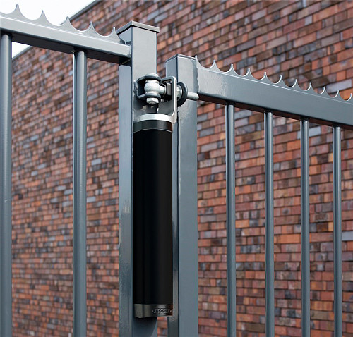 Доводчик для калитки LOCINOX Rhino с монтажом на петлю черный - Фото №2